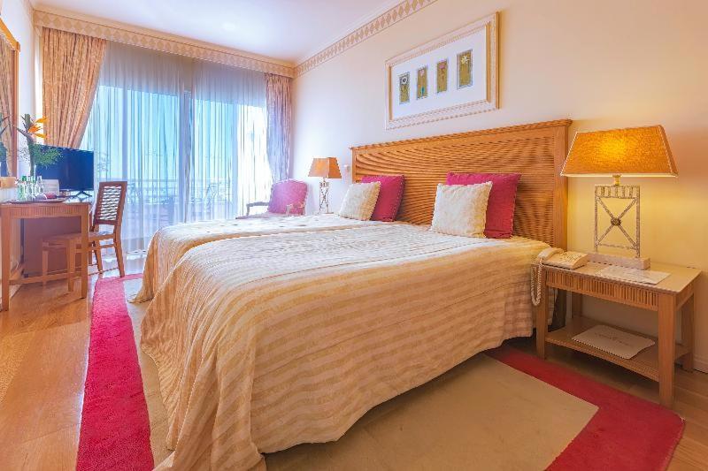 Quinta Do Estreito Hotel Câmara de Lobos Kamer foto